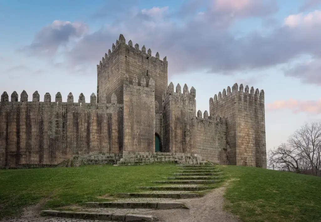 castle-of-guimaraes